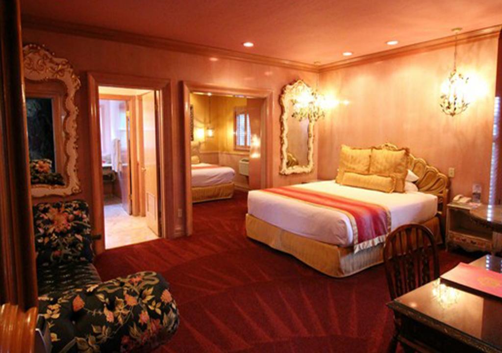 סן לואיס אוביספו Madonna Inn מראה חיצוני תמונה
