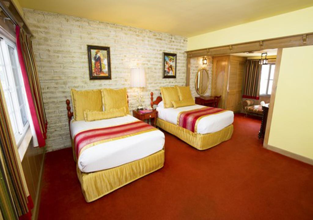 סן לואיס אוביספו Madonna Inn מראה חיצוני תמונה